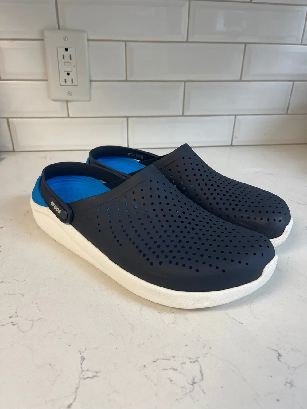 Crocs Literide Clog Navy Blue 204592 Men’s Size 13 Slip-ons Boat Shoes